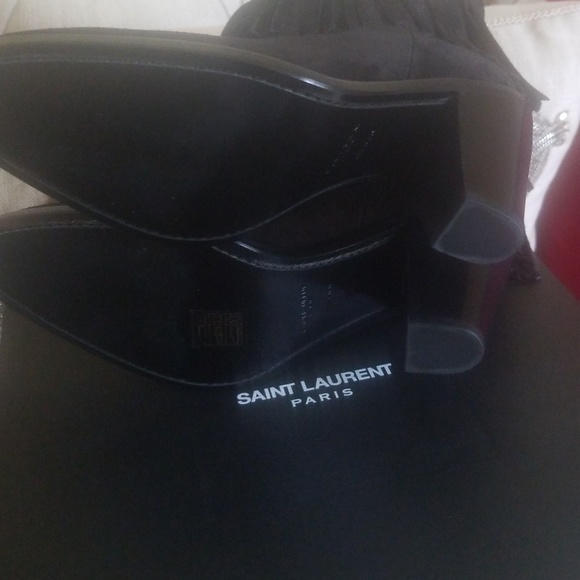 Boots - Picture 5 of 5